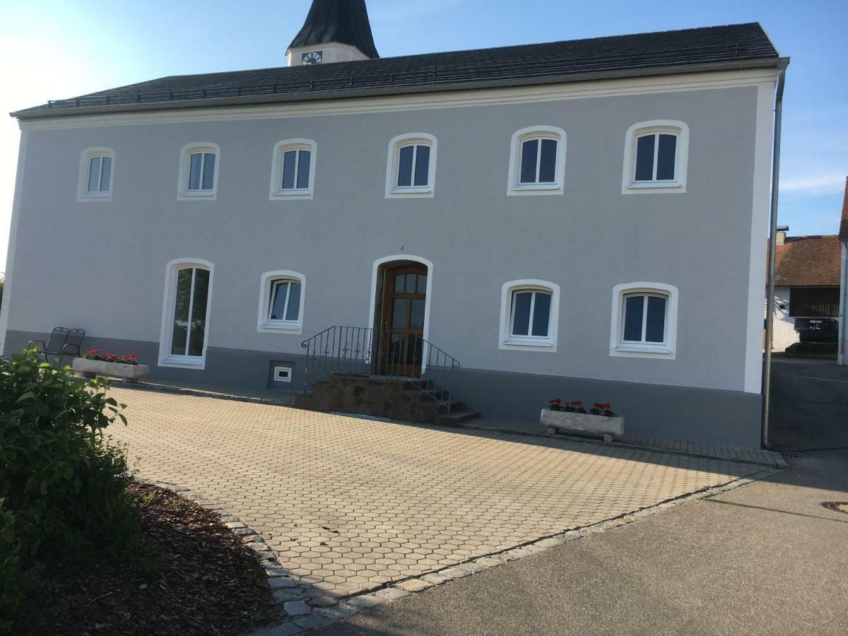 Ferienwohnung Zum Dorfwirt Риденбург Екстериор снимка