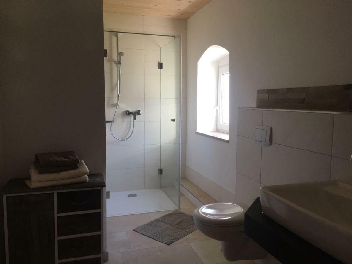 Ferienwohnung Zum Dorfwirt Риденбург Екстериор снимка