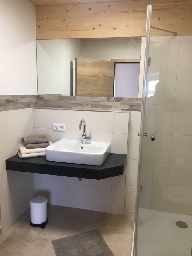 Ferienwohnung Zum Dorfwirt Риденбург Екстериор снимка