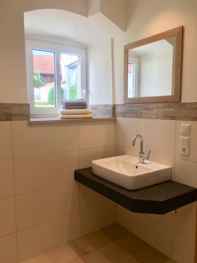 Ferienwohnung Zum Dorfwirt Риденбург Екстериор снимка