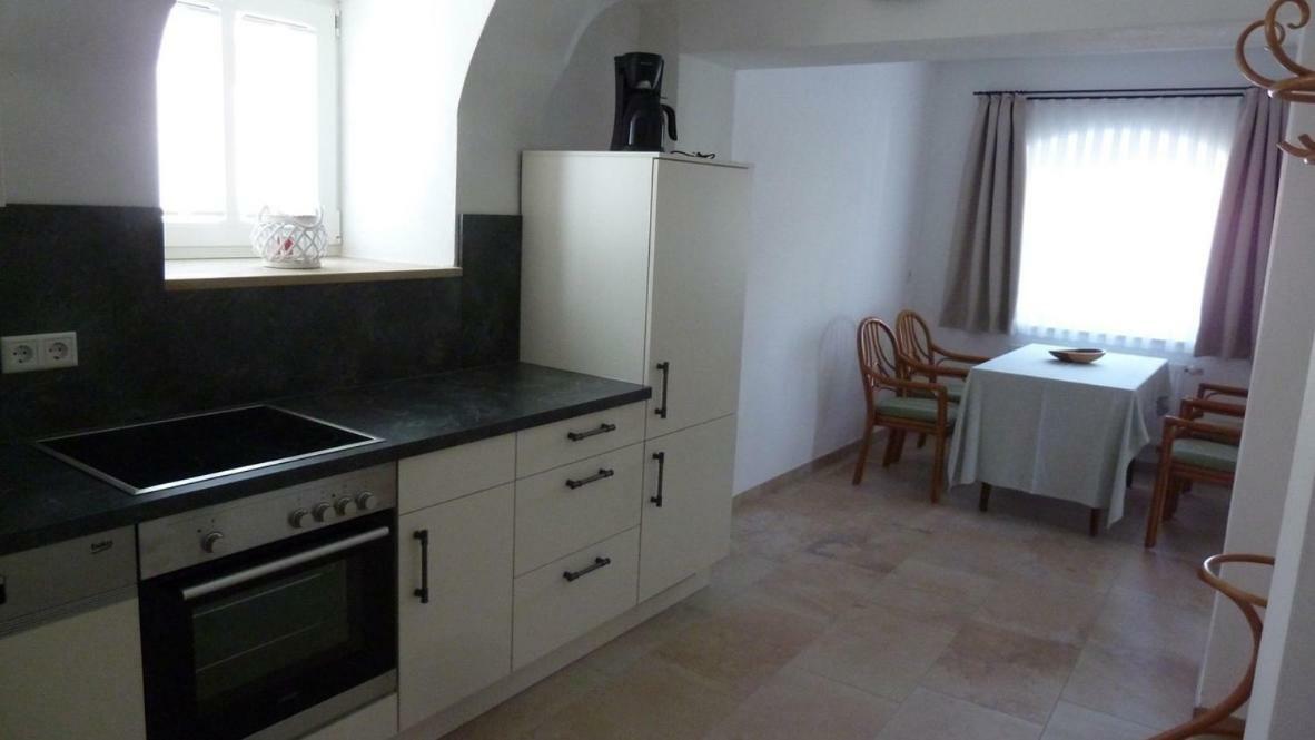 Ferienwohnung Zum Dorfwirt Риденбург Екстериор снимка
