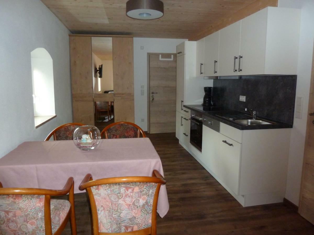 Ferienwohnung Zum Dorfwirt Риденбург Екстериор снимка