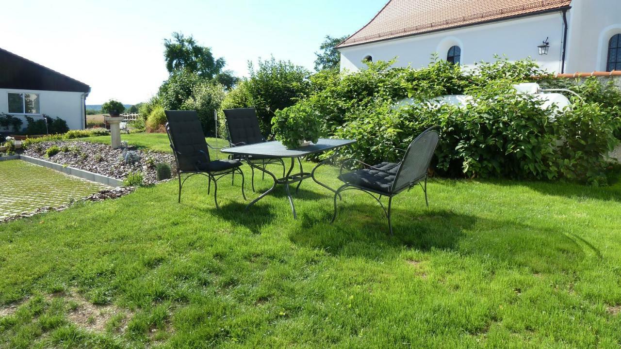 Ferienwohnung Zum Dorfwirt Риденбург Екстериор снимка